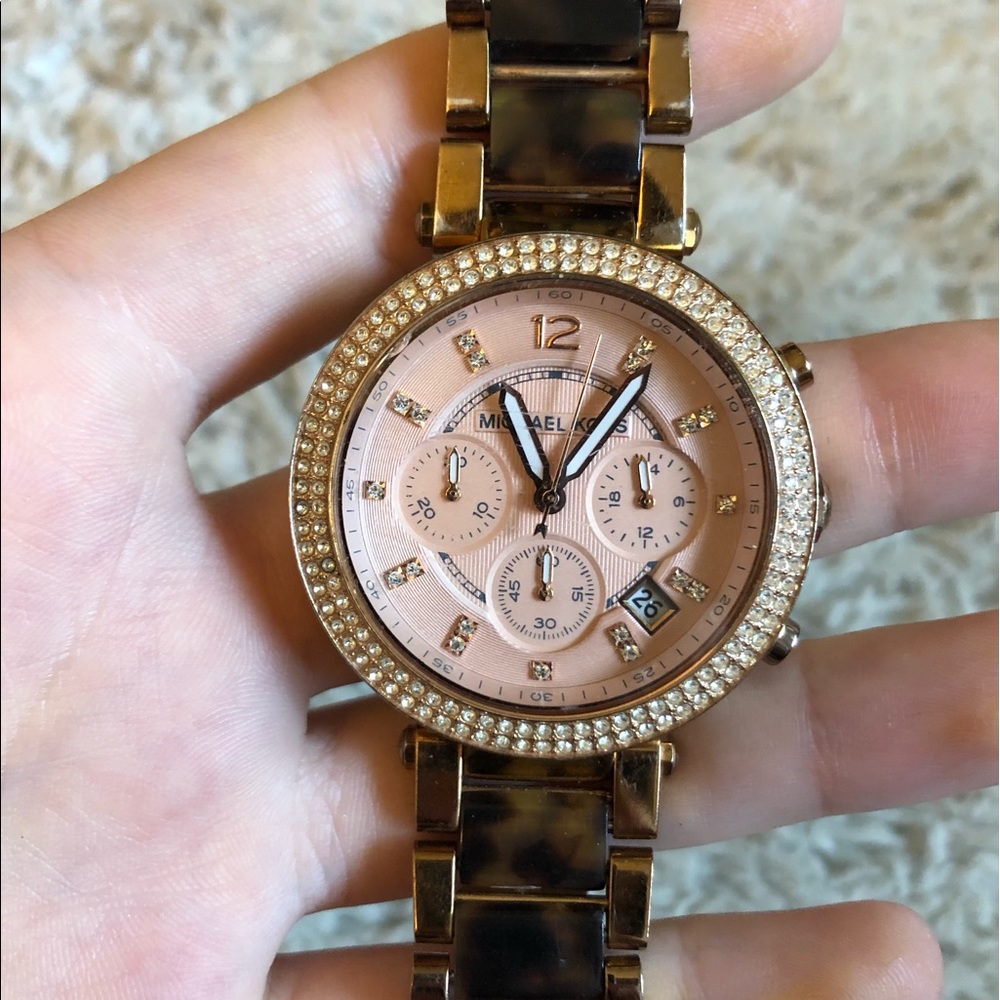 michael kors watch!!